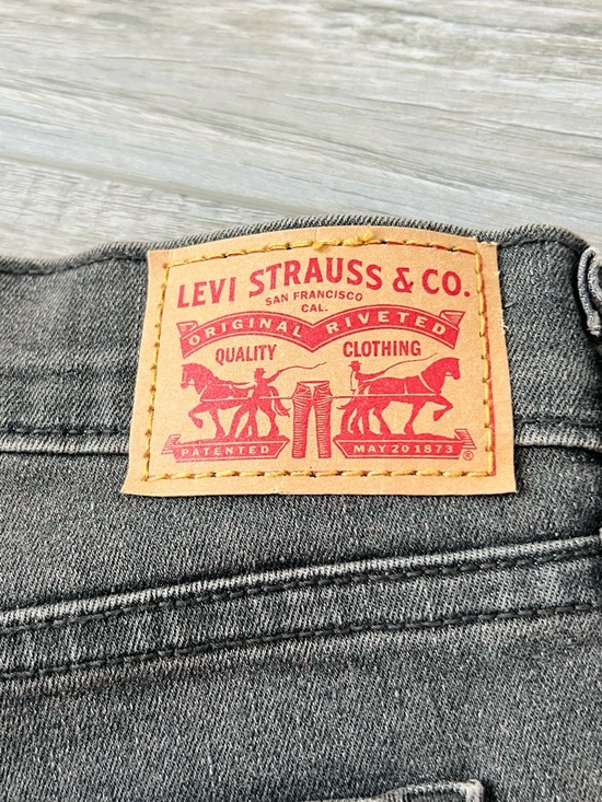 Levi’s 501 Mid Length Denim Shorts Raw hem NWT - Picture 5 of 7